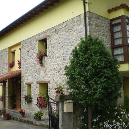 Готель Casa De Aldea Ruiloba Camango Екстер'єр фото